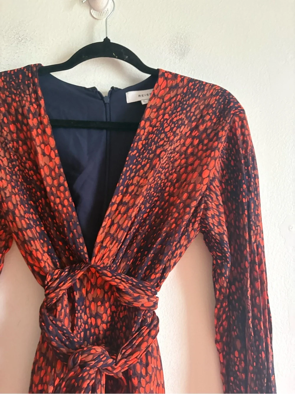 Reiss Sz 2 Maya Red Blue Printed Abstract Tie Waist Midi Dress - Picture 6 of 14
